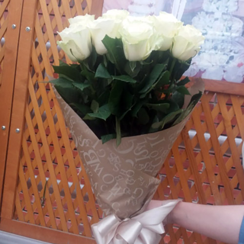 11 білих троянд Стрий фото